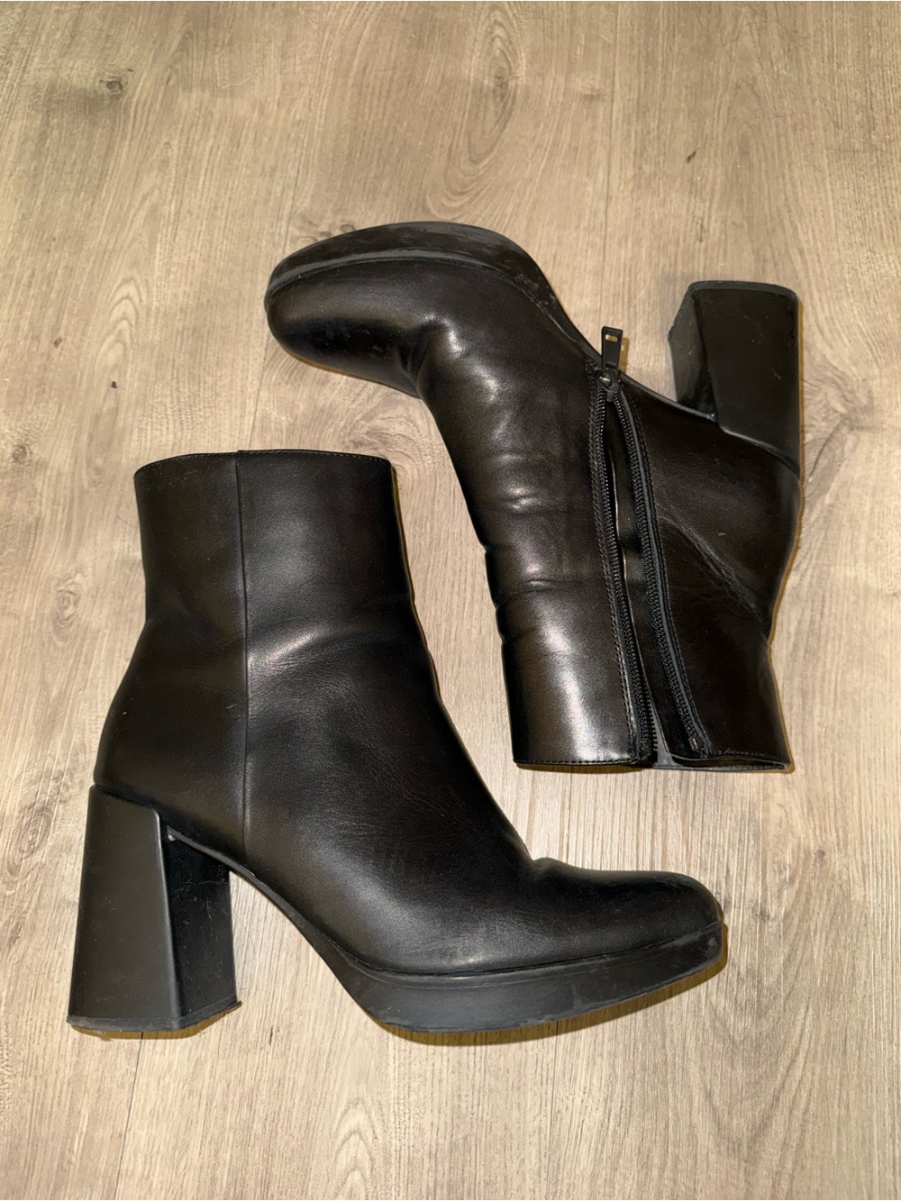 Naturalizer Black Leather High Block Heel Ankle Boots
